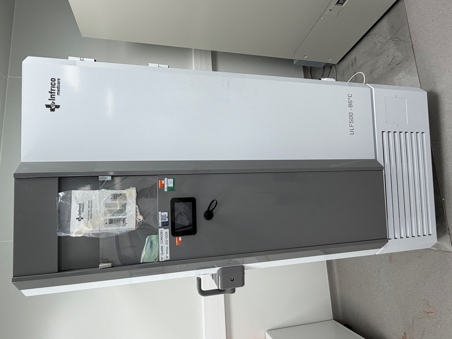 INFRICO MEDCARE ULF50086 - Ultra-low temperature freezer (-86°C)